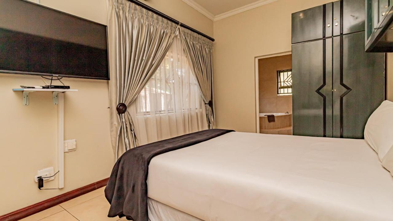 See You There Accommodation 1 Centurion Eksteriør billede