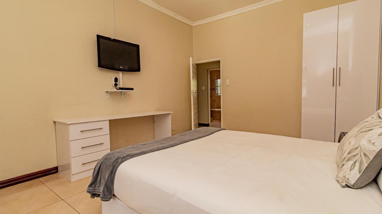 See You There Accommodation 1 Centurion Eksteriør billede