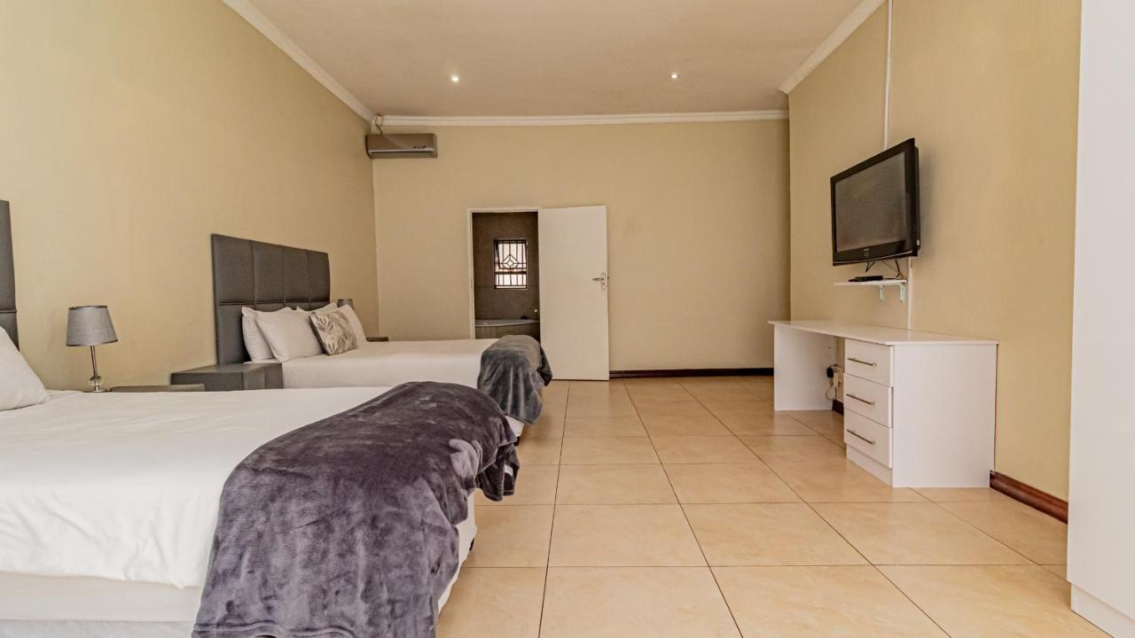 See You There Accommodation 1 Centurion Eksteriør billede